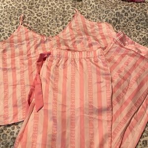 Victoria secret sleep set